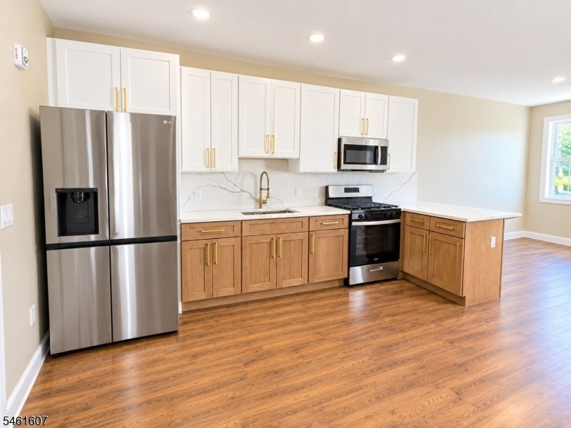 17 Wickham St 302