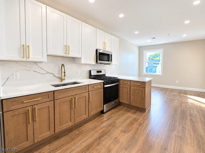 17 Wickham St 302