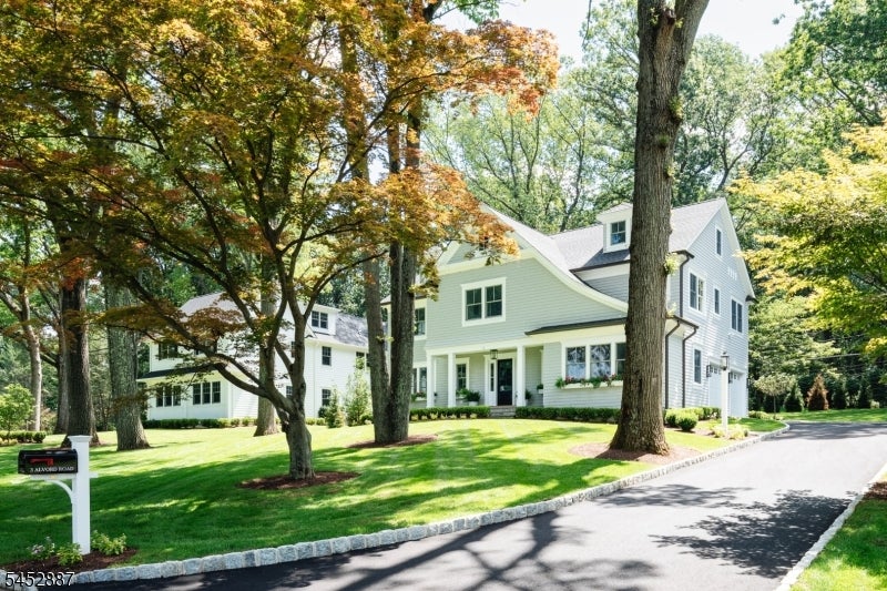3 Alvord Rd