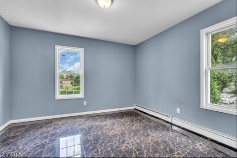 568 Grove St Irvington Twp. NJ 07111