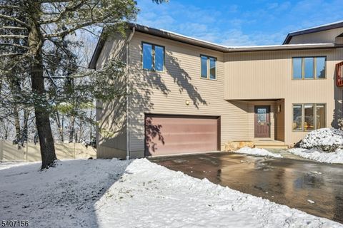 320 Cedar Wood Terr39 Woodland Park NJ 07424