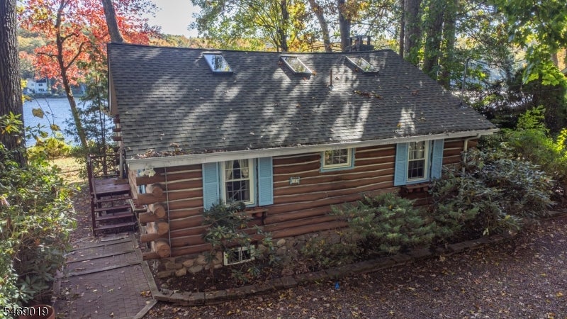 389 Cupsaw Dr