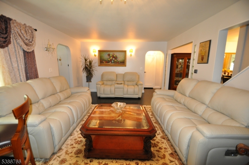 504 Meisel Ave