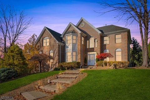 Photo of 22 Briarwood Way, North Haledon, NJ 07508 (MLS # 3994538)