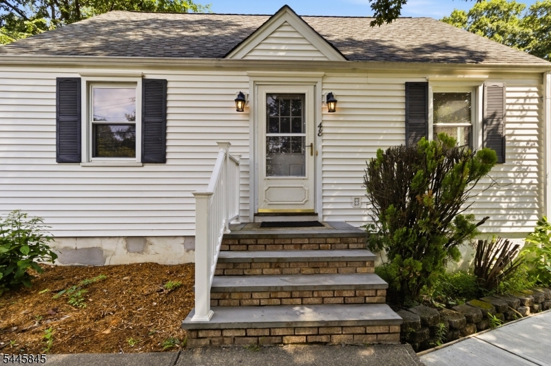 48 Malapardis Rd