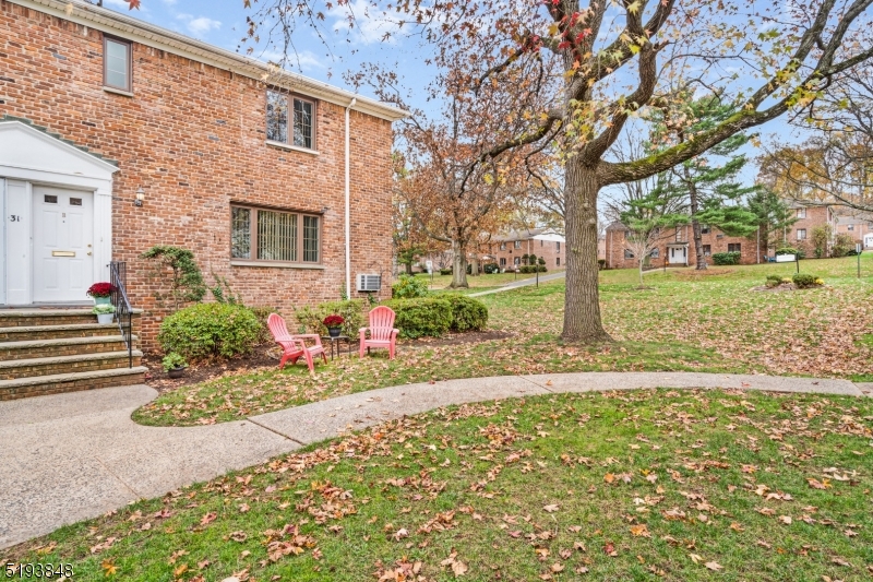 31B Troy Dr B