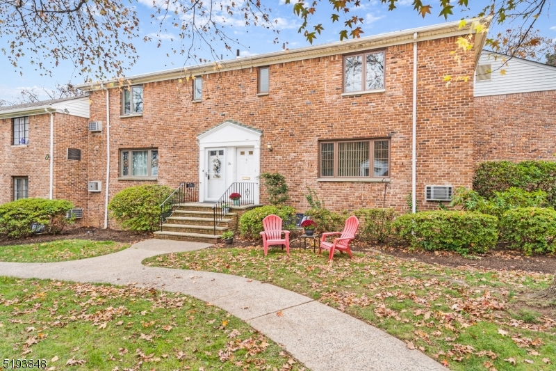 31B Troy Dr B