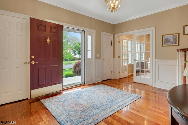 26 Rainbow Dr