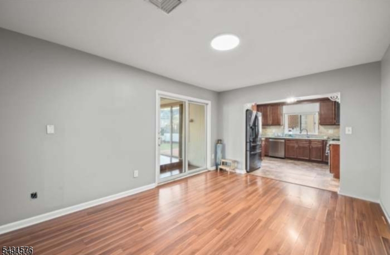 136 Haroldson Pl