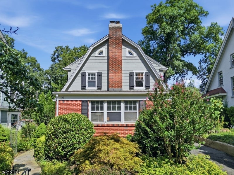 119 Sherman Pl