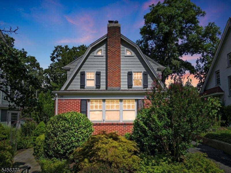 119 Sherman Pl