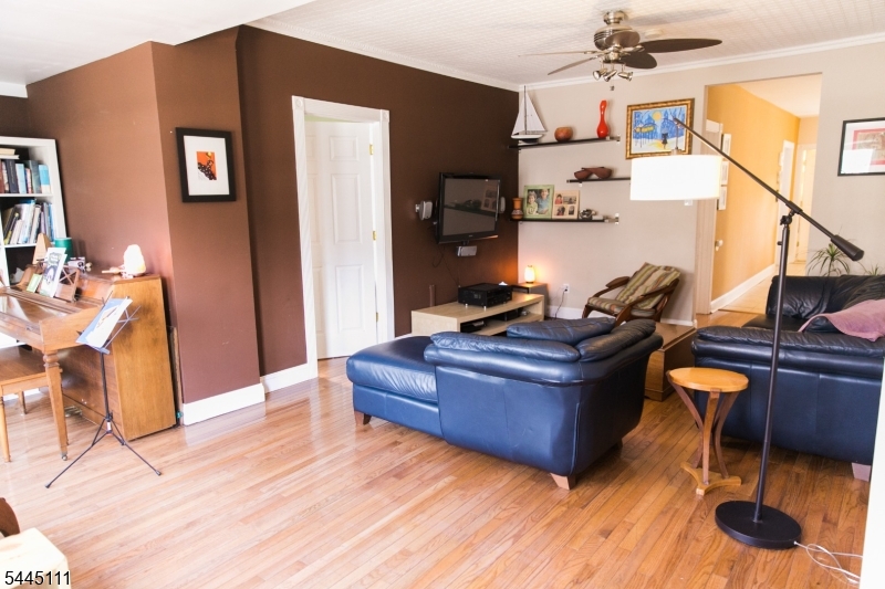 57 Greenwood Ave