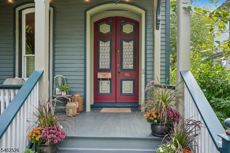 46 Monroe Pl