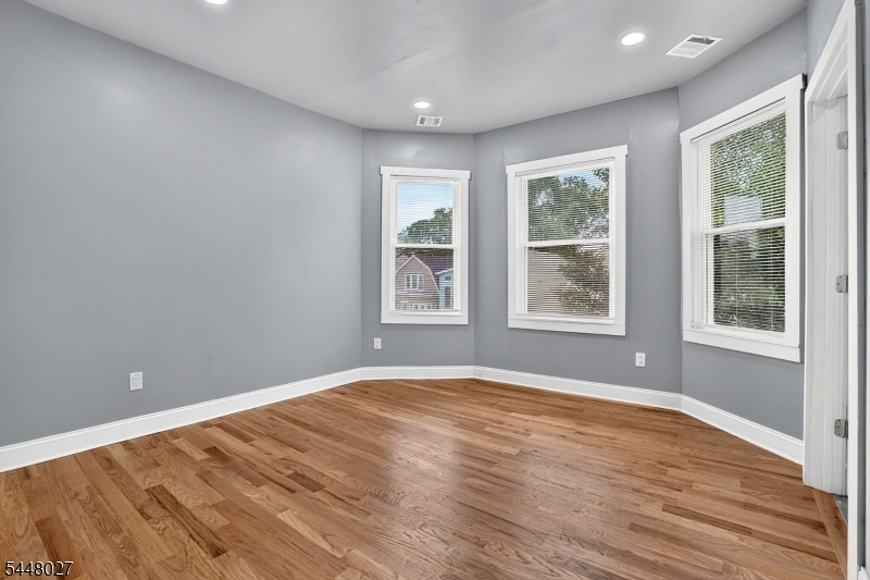 882 S 14Th St 3