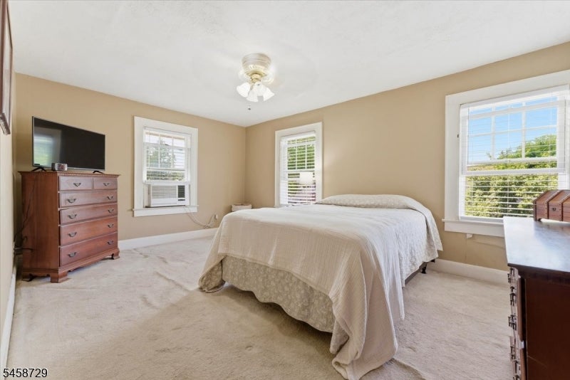 2104 Westfield Ave