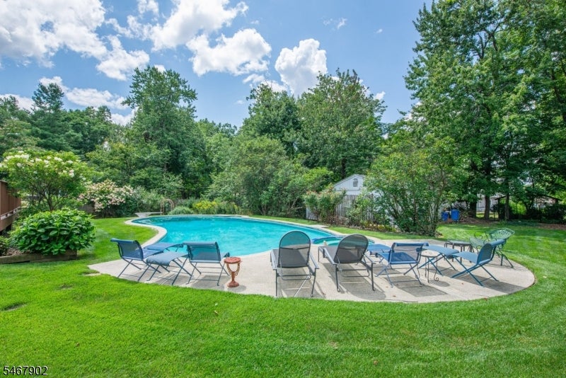 33 Underwood Rd