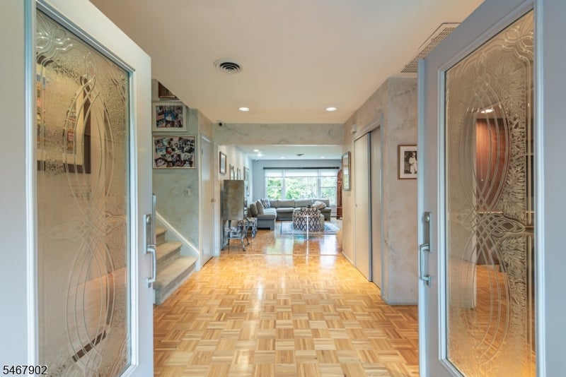 33 Underwood Rd