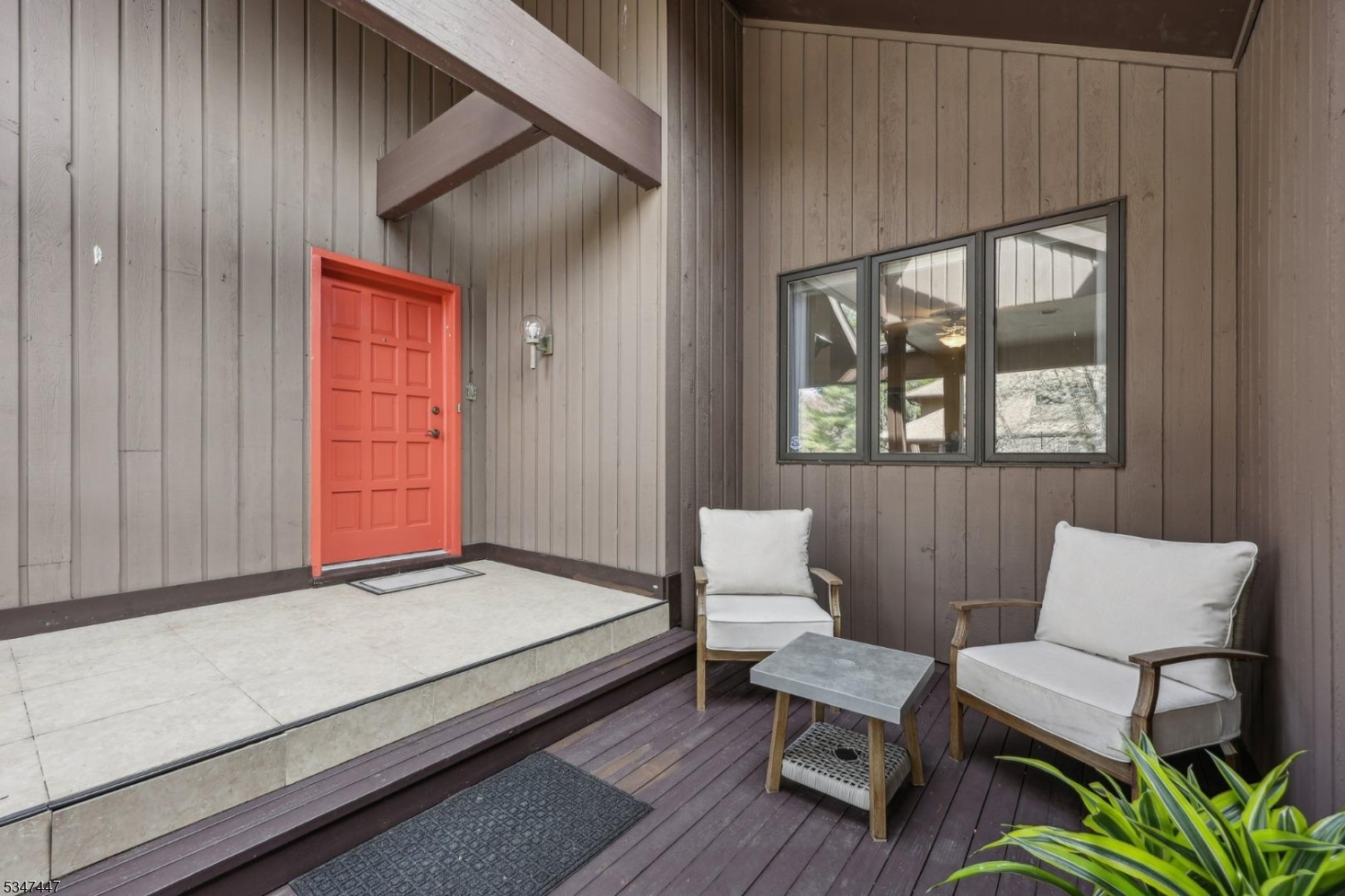 302 Barringer Ct