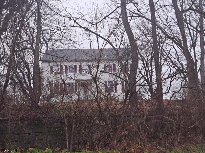 668 SO Main Street 1