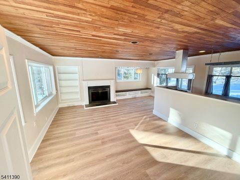 5 Glen Ter Montville Twp. NJ 07045