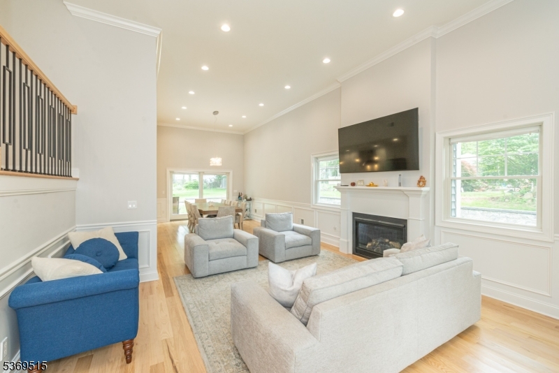 40 Lee Rd