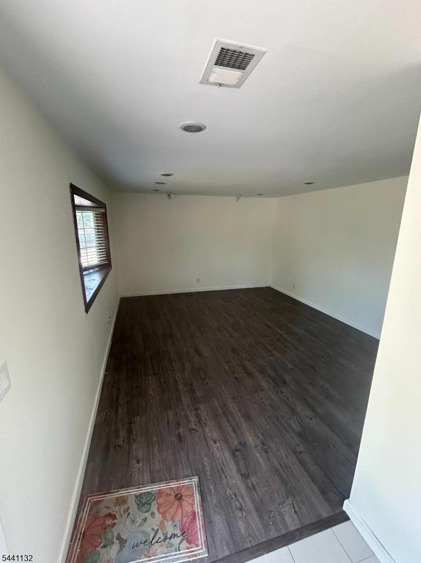 17 Raleigh Rd