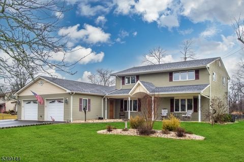 11 Stillwell Rd South Brunswick Twp. NJ 08824