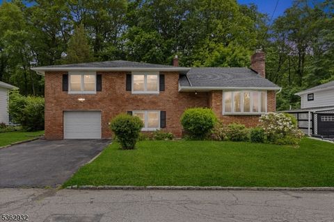 11 Amendola Dr Netcong Boro NJ 07857