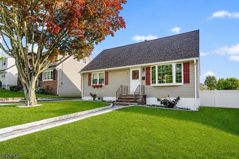 65 Hilltop Ct
