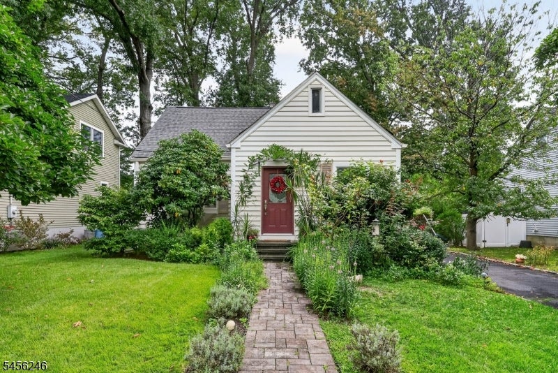 12 Omaha Dr