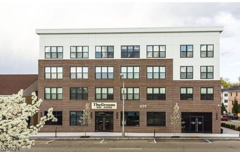 Photo of 459 Bloomfield Ave #406, Caldwell, NJ 07006 (MLS # 3996040)