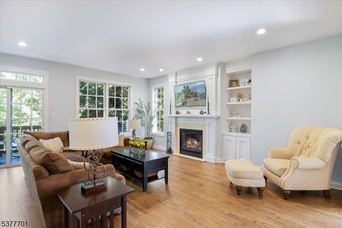 2 Glades Dr Denville Twp. NJ 07834