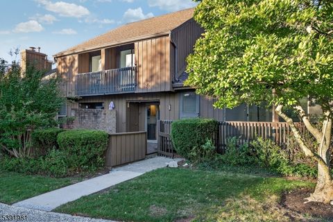 67 Kingsberry Dr Franklin Twp. NJ 08873