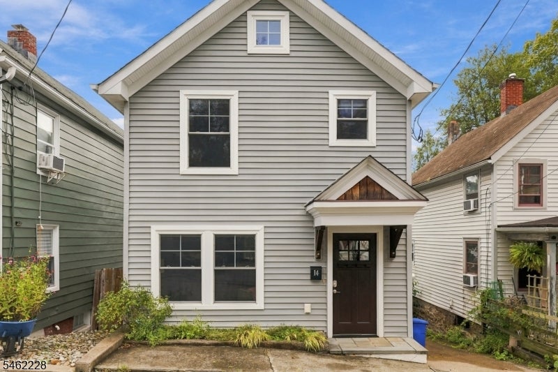 14 Catherine Ln