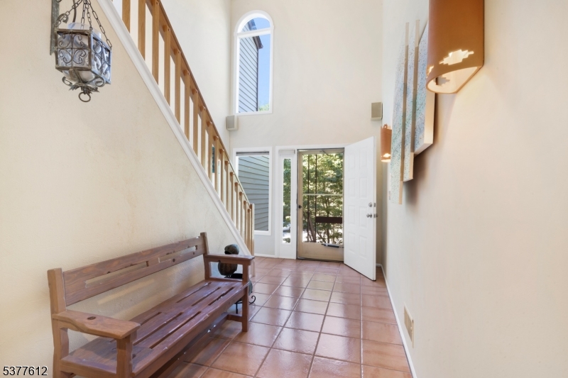 35 Monett Ct