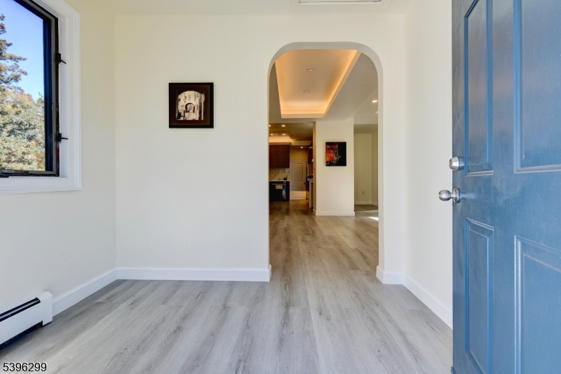 58 Zeliff Ave