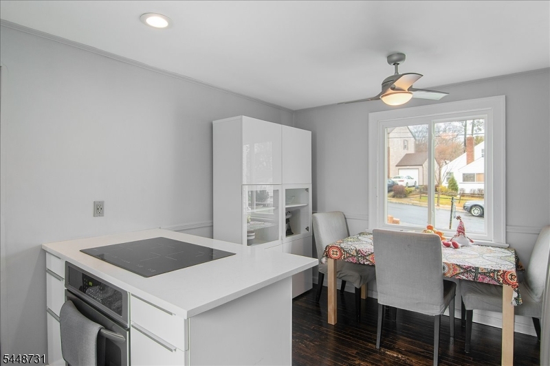 12 Nutwold Ave