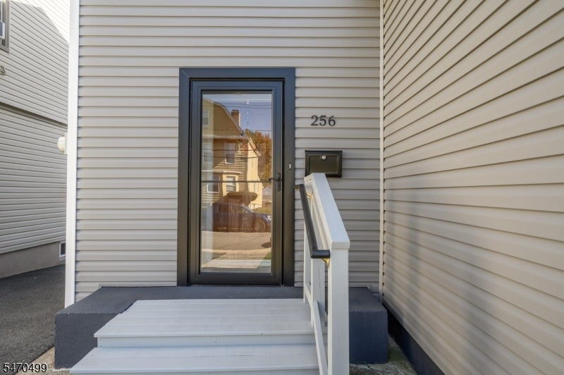256 Dewitt Ave