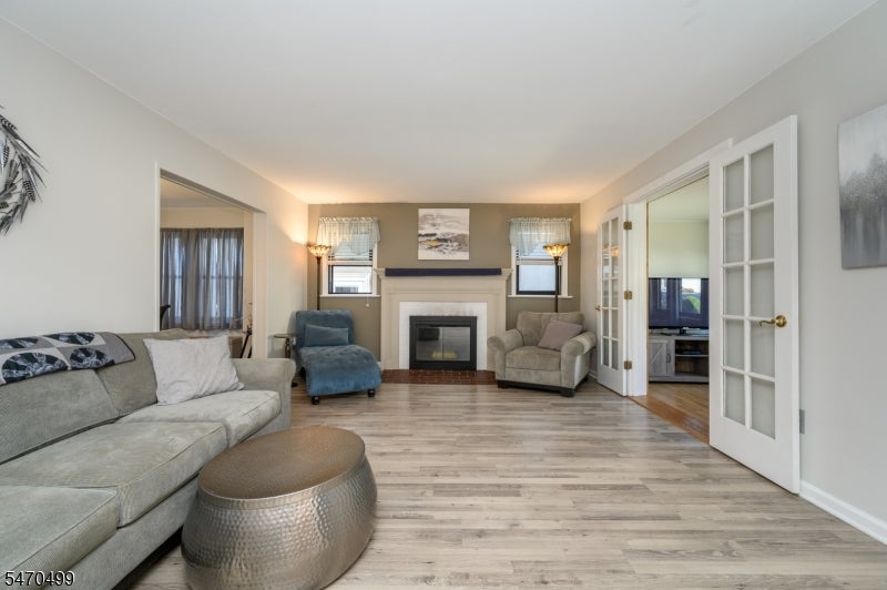 256 Dewitt Ave