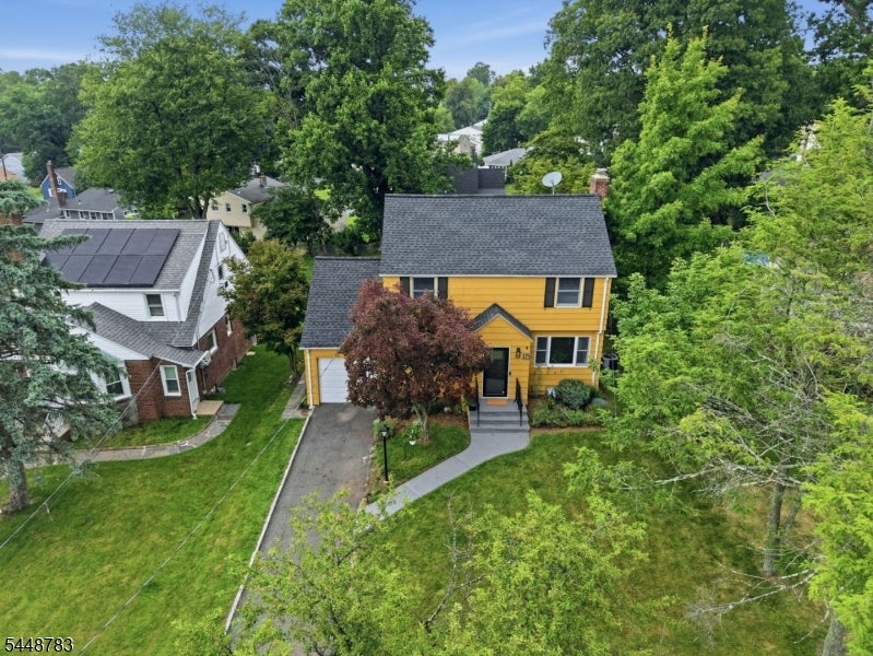 15 Crystal Ave