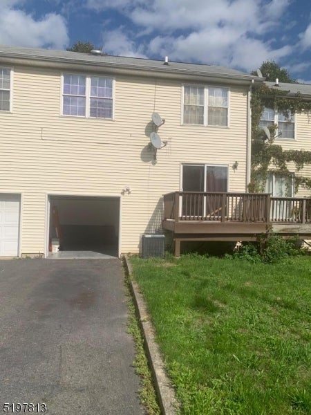 21 Holland St