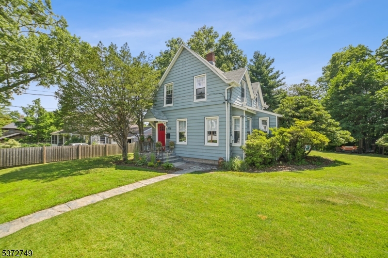 416 Boyd St