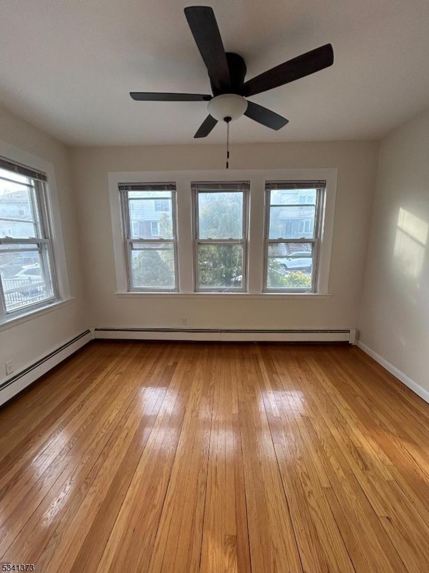 26 Alexander Ave 1