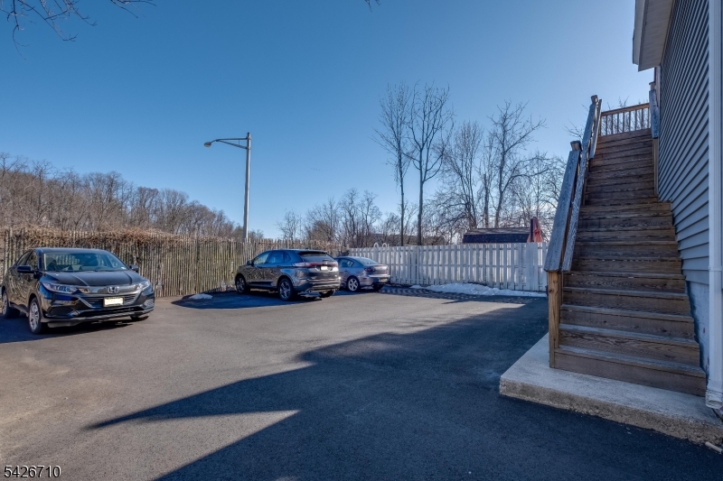 47 Ridgedale Ave
