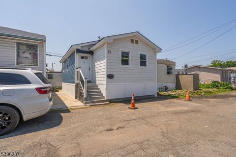 15 Spruce St Moonachie Boro NJ 07074