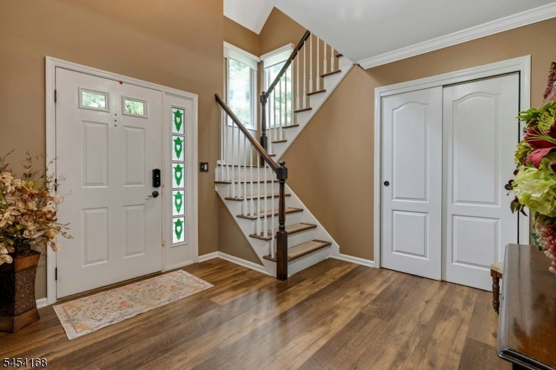 21 Braemar Dr