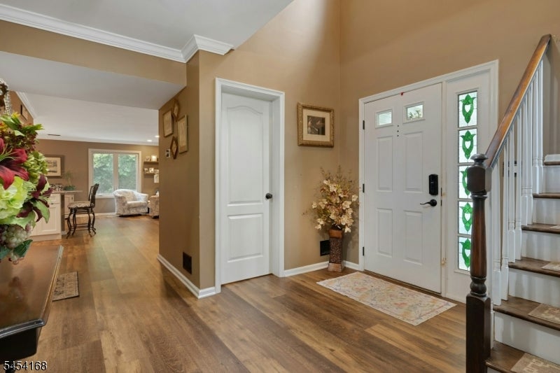 21 Braemar Dr