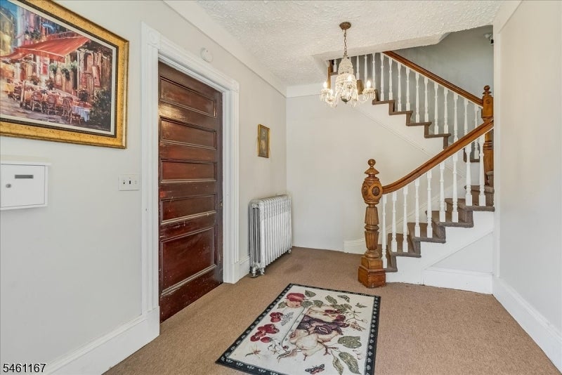 68 Tenafly Rd