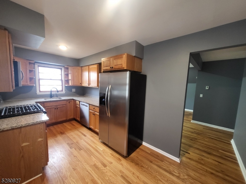 16 Willard Pl 1