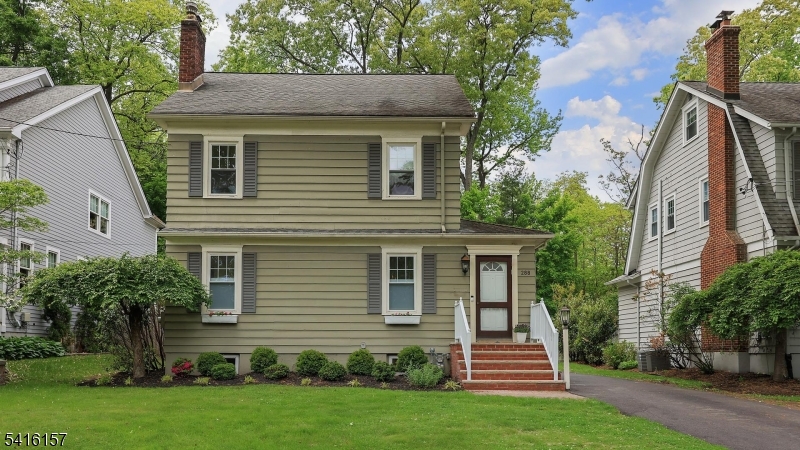 288 Seneca Pl